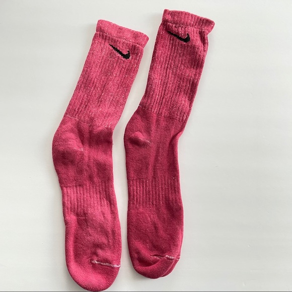 Nike tye dye 3 pack Valentine’s Day bundle - Picture 7 of 7